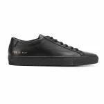 Common Projects Achilles Low Black leather sneakers with black sole detail.